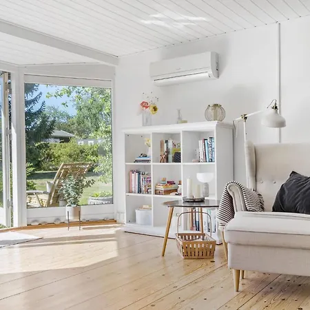 4 Bedroom Amazing In Feriehus
