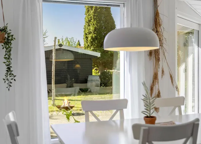 4 Bedroom Amazing In *