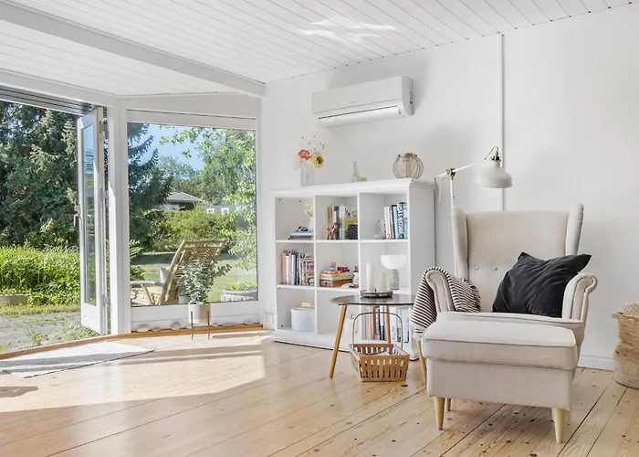 4 Bedroom Amazing In Nyaraló